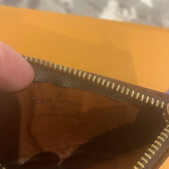 Louis Vuitton key and card holder - Picture 4 of 6